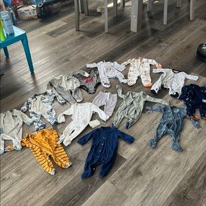 Bundle of 0-3 months and 3 month items